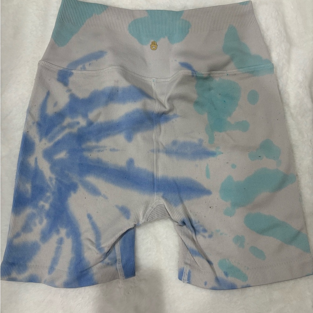 Spiritual Gangster Tie-Dye High-Waisted biker Shorts